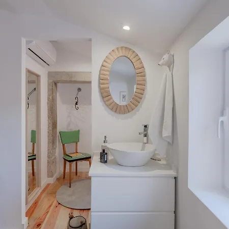 Chiado Chic - A Luxury Concept Apartman *